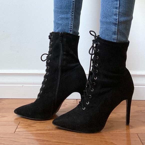 Steve Madden lace up boots - Picture 4 of 7